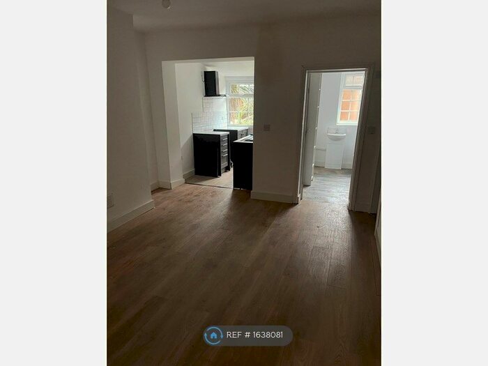 Studio To Rent In Castle Street, Northwich, CW8