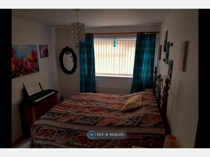 2 Bedroom Maisonette To Rent In Tom Jennings Close, Newmarket, CB8