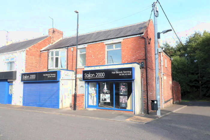 4 Bedroom Apartment To Rent In Railway Terrace, Columbia, NE38
