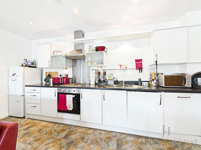 2 Bedroom Apartment To Rent In Saddlery Way, Chester, Cheshire, CH1