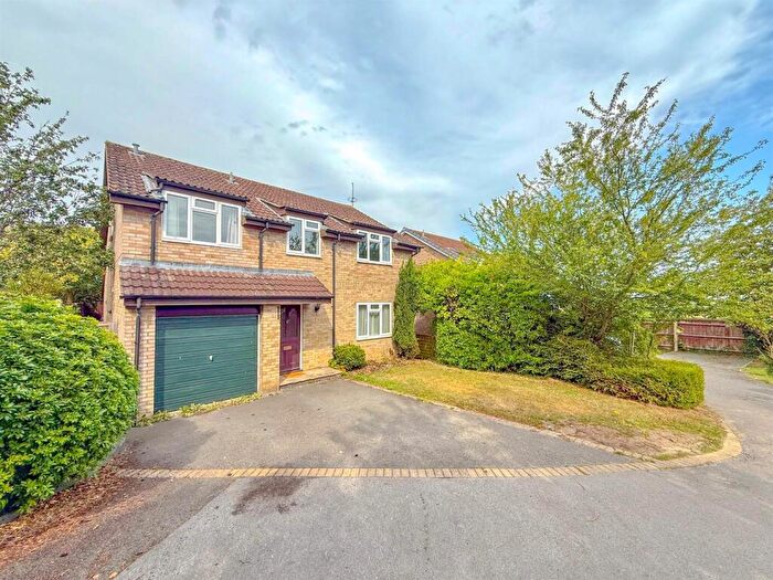 5 Bedroom House To Rent In The Dormers, Highworth, Swindon, SN6