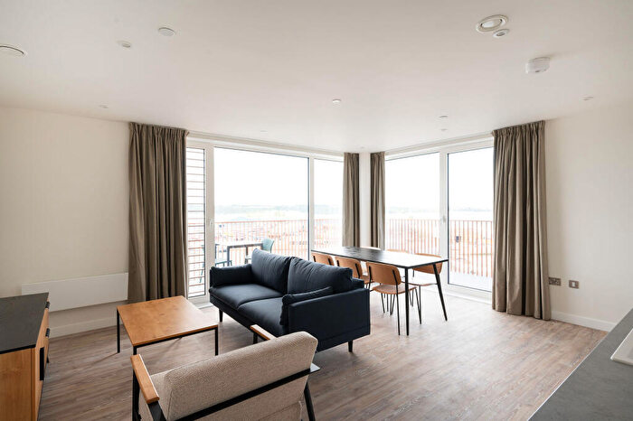 3 Bedroom Flat To Rent In The Kell, Gillingham Gate Road, Gillingham, ME4