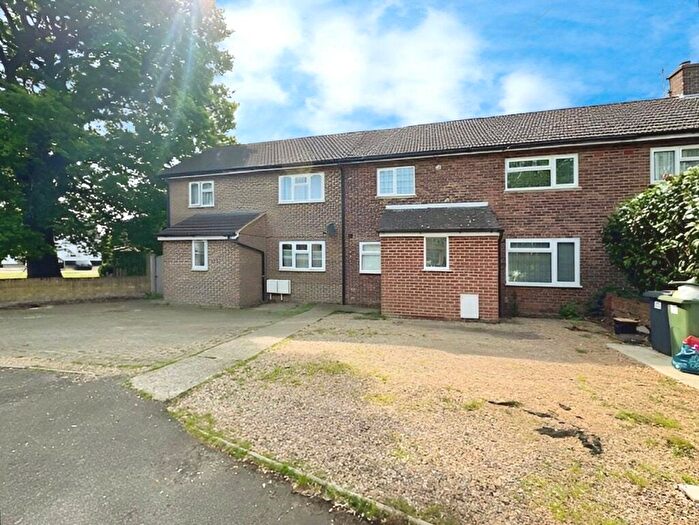 2 Bedroom Flat To Rent In Highland Road, Maidstone, Kent, ME15