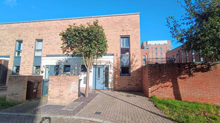 3 Bedroom Terraced House For Sale In Provost Way, Dagenham, RM8