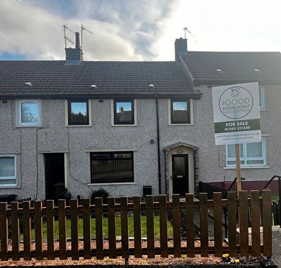 3 Bedroom Terraced House For Sale In Valley Gardens, Kirkcaldy, KY2