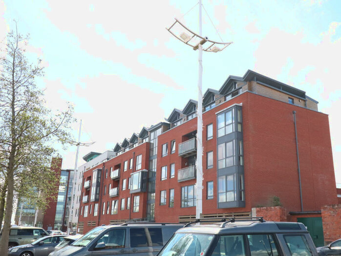 2 Bedroom Apartment To Rent In Freedom Quay, Railway Street, Hull, Yorkshire, HU1