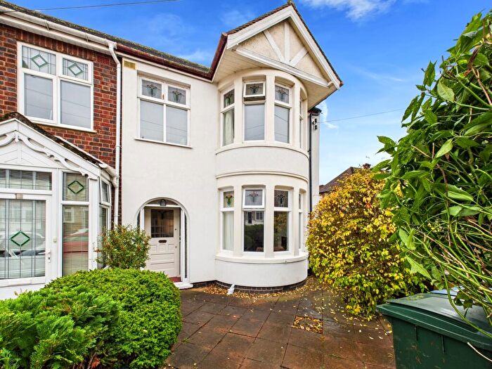 3 Bedroom Terraced House For Sale In Lincroft Crescent, Chapelfields, Coventry, CV5