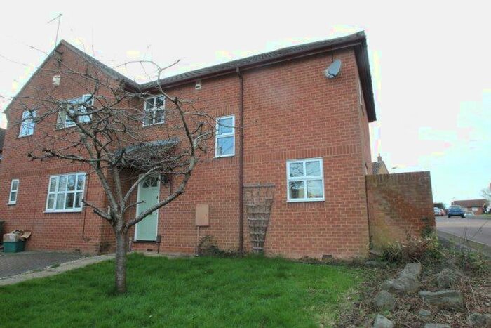 3 Bedroom Property To Rent In Bradley Stoke, Bristol, BS32
