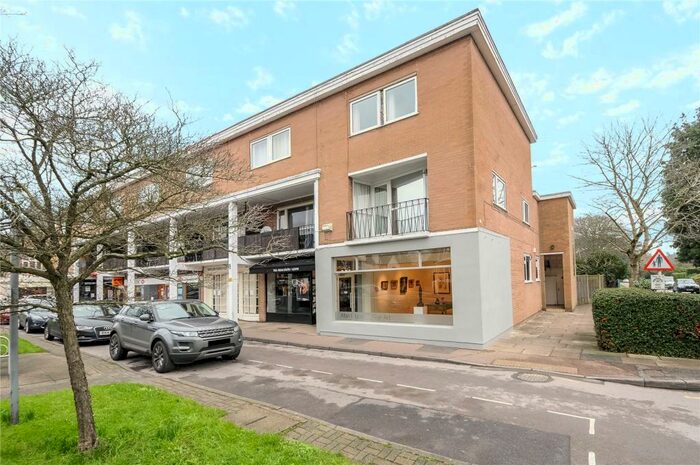 3 Bedroom Apartment To Rent In Chobham Road, Sunningdale, Berkshire, SL5