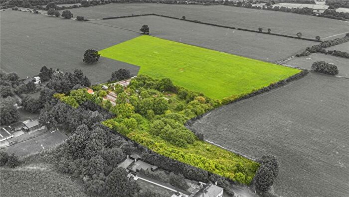 3 Bedroom Detached House For Sale In Lybury Lane, Redbourn, St. Albans, Hertfordshire, AL3