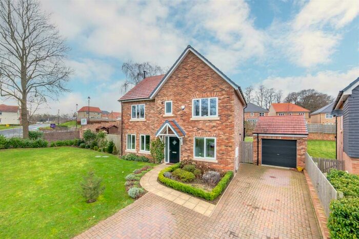 4 Bedroom Detached House For Sale In Fairway Crescent, Cottier Grange, Prudhoe, NE42