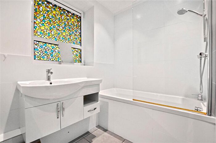 2 Bedroom Flat For Sale In Ferdinand House, Ferdinand Place, London, NW1