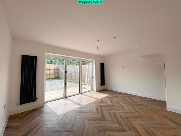 3 Bedroom Semi-Detached House For Sale In Golwg Y Llyn, Taff Terrace, Tonypandy, CF40