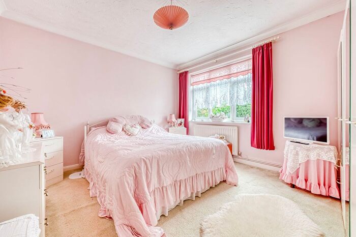 2 Bedroom Detached Bungalow For Sale In Arthur Avenue, Caister-On-Sea, NR30