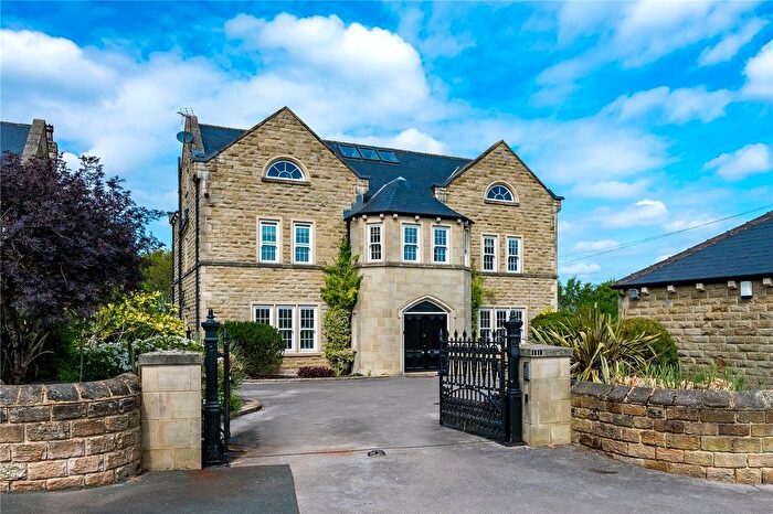 5 Bedroom Detached House For Sale In Back Lane, Drighlington, Bradford, West Yorkshire, BD11