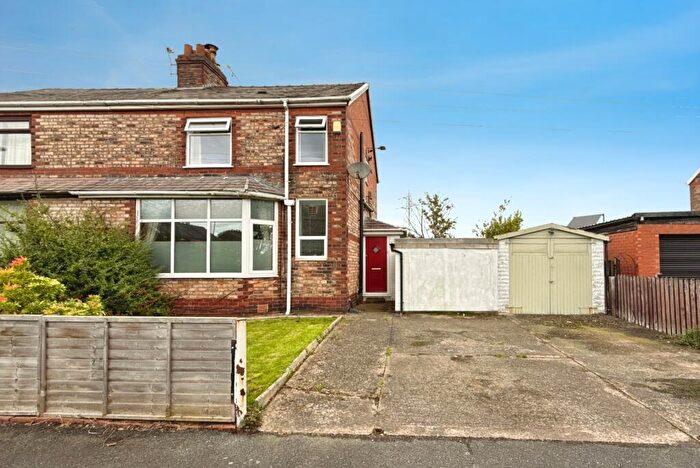 3 Bedroom Semi-Detached House For Sale In Corrie Road, Clifton, Manchester, Greater Manchester, M27