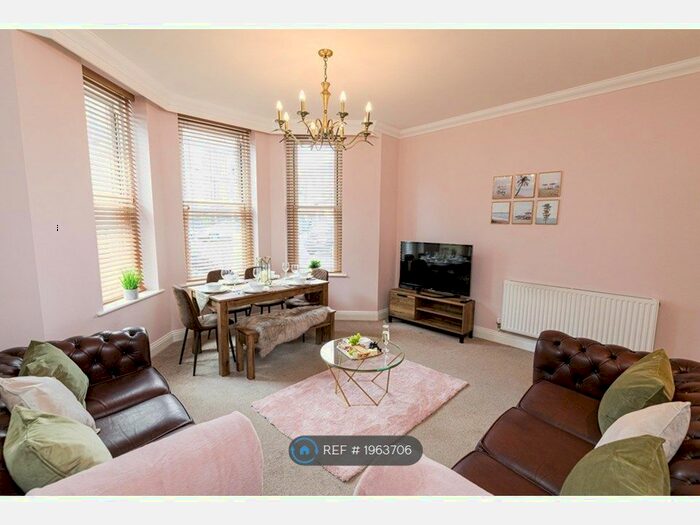 2 Bedroom Flat To Rent In Saint Michael's Road, Bournemouth, BH2