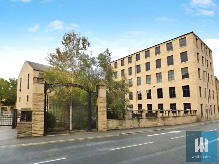 1 Bedroom Apartment To Rent In The Melting Point, Firth Street, Huddersfield, HD1