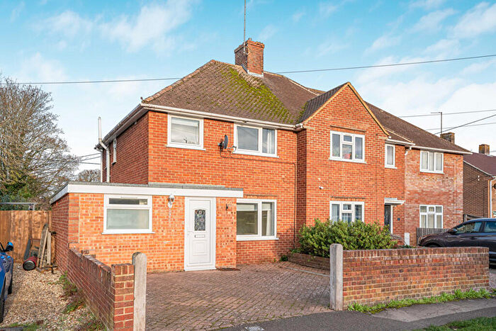 3 Bedroom Terraced House For Sale In Drake Avenue, Didcot, OX11