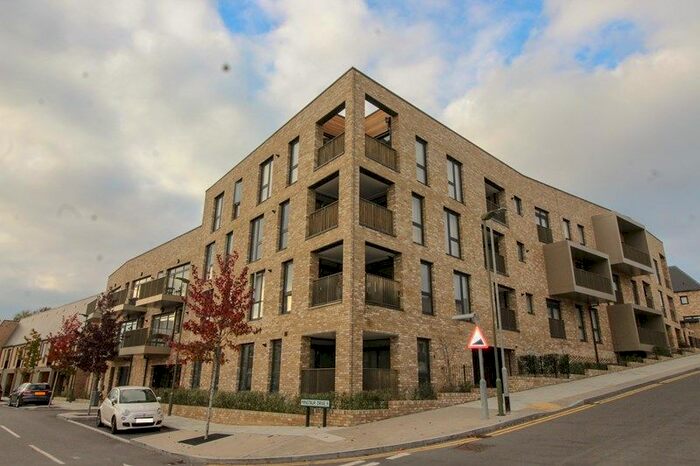 2 Bedroom Flat To Rent In Artemis House, 2 Dollis Valley Drive, Barnet, Hertfordshire EN5