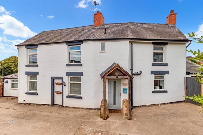 3 Bedroom Detached House To Rent In Warsop Road, Mansfield Woodhouse, Mansfield, NG19