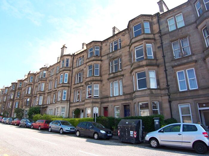 4 Bedroom Flat To Rent In Polwarth Gardens, Edinburgh, EH11