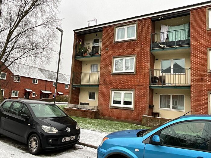 2 Bedroom Flat For Sale In Shawcroft, Ashbourne, DE6