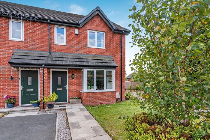 3 Bedroom Semi Detached House For Sale In Limer Hill, Leigh, WN7