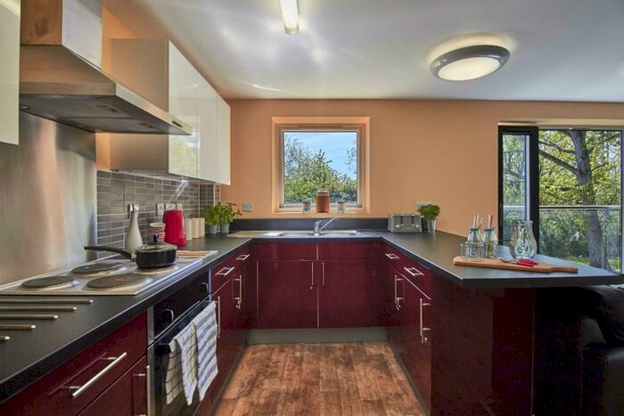 6 Bedroom Private Hall To Rent In Cadnam Hall Post Grad Ensuite Student Rooms, Discounts Available, Harborne, Birmingham, B17