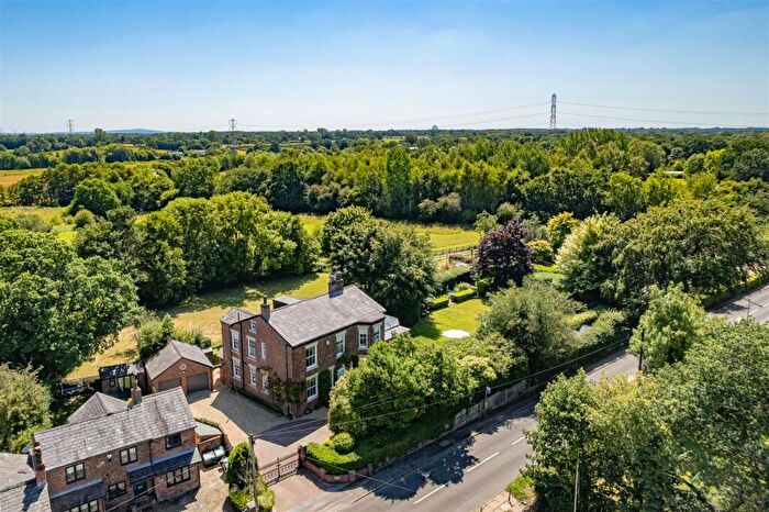 5 Bedroom Detached House For Sale In Knutsford Road, Alderley Edge, SK9