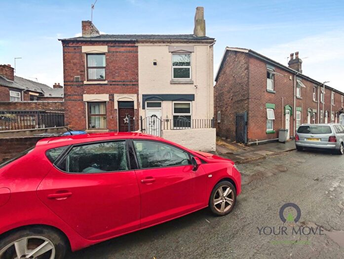 3 Bedroom Semi-Detached House To Rent In Farmer Street, Stoke-On-Trent, Staffordshire, ST3