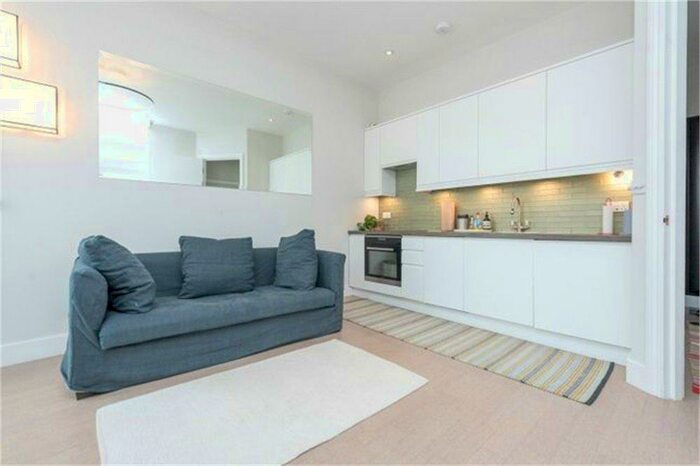 1 Bedroom Flat To Rent In Dartmouth Road, Willesden Green, NW2