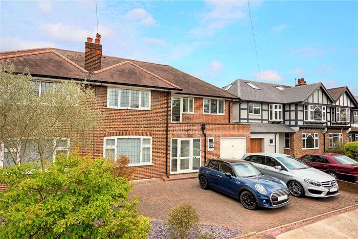 5 Bedroom Semi-Detached House To Rent In Derwent Avenue, London, SW15