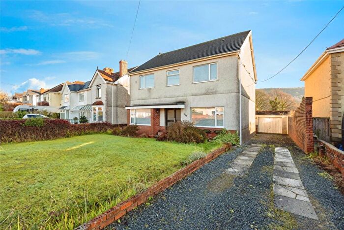 4 Bedroom Detached House For Sale In Swansea Road, Trebanos, Pontardawe, Swansea, SA8