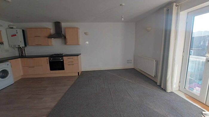 1 Bedroom Flat To Rent In Trecelyn House, Ashfield Road, Newbridge, Newport, NP11