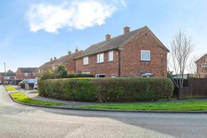 3 Bedroom Semi Detached House For Sale In Hillary Rise, Arlesey, SG15