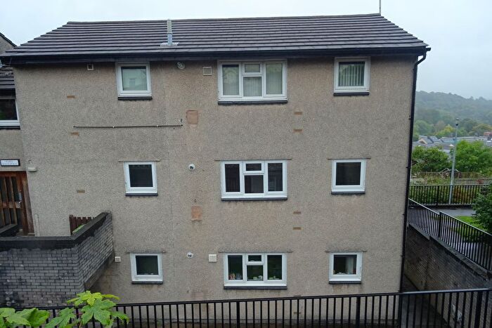 2 Bedroom Flat To Rent In Broadway, Pontypool, NP4