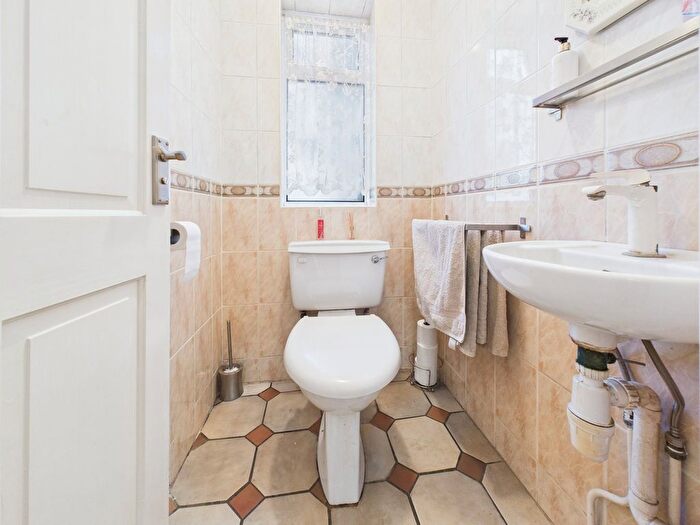 4 Bedroom Terraced House For Sale In Cecil Aldin Drive, Tilehurst, Reading, RG31