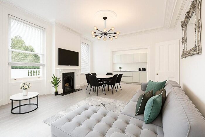 2 Bedroom Apartment To Rent In Haverstock Hill, London, NW3