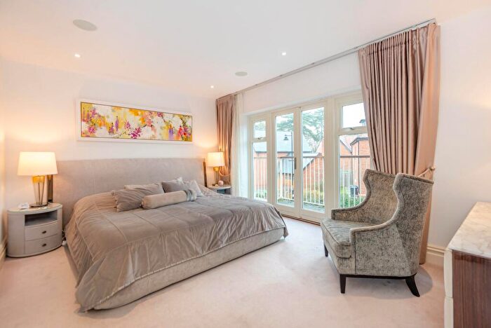 6 Bedroom Detached House For Sale In Taplow Riverside, Maidenhead, SL6
