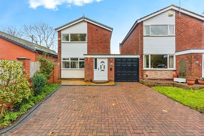 3 Bedroom Link Detached House For Sale In Anchorage Road, Urmston, Manchester, Greater Manchester, M41