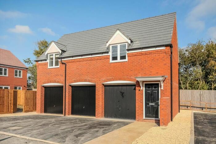 2 Bedroom Flat To Rent In Botley, Oxford, OX2