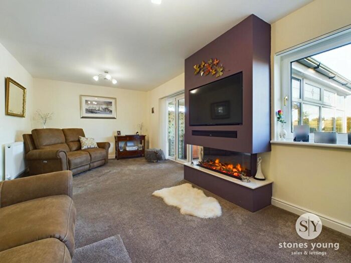 2 Bedroom Detached Bungalow For Sale In Columbia Way, Blackburn, BB2