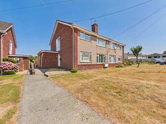 2 Bedroom Maisonette For Sale In Quarry Road, Alveston, Bristol, BS35