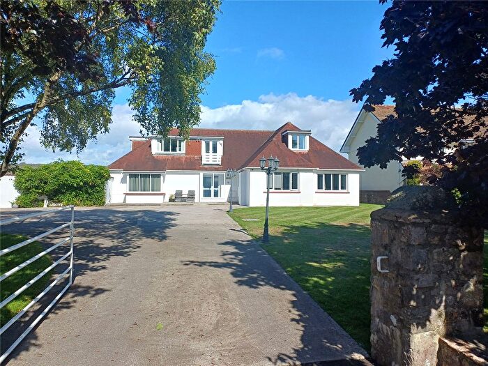 4 Bedroom Country House For Sale In Newton Nottage Road, Porthcawl, CF36
