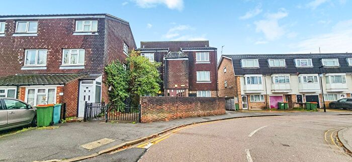 2 Bedroom Flat For Sale In Custom House, London, E16