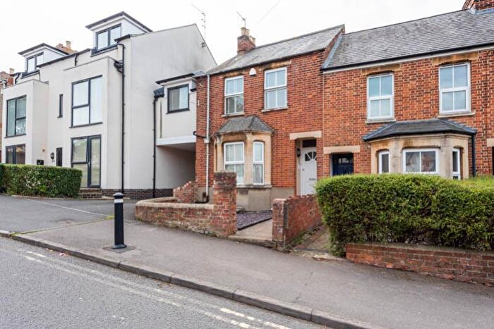 2 Bedroom Semi-Detached House To Rent In Crescent Road, Oxford, OX4