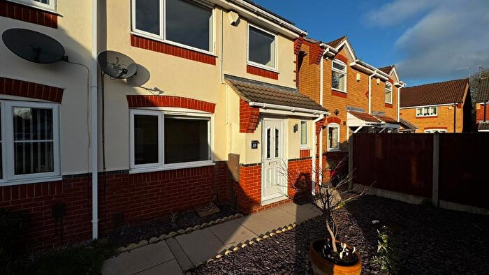 3 Bedroom Semi Detached House To Rent In Mowlands Close, Sutton-in-Ashfield, Nottinghamshire, NG17