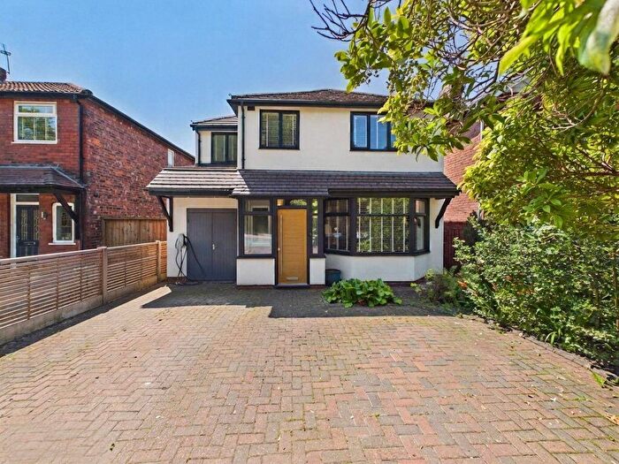 4 Bedroom Detached House For Sale In Worsley Road, Swinton, Manchester, M27