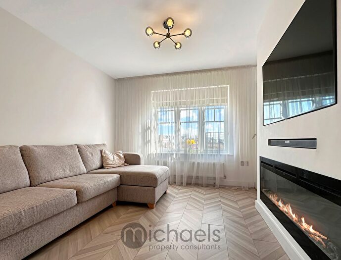 2 Bedroom Semi-Detached House For Sale In Rowhedge Wharf Road, Rowhedge, Colchester, CO5